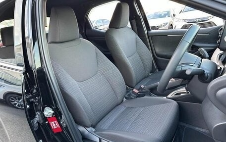 Toyota Yaris, 2021 год, 800 000 рублей, 11 фотография