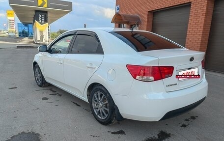 KIA Cerato III, 2009 год, 700 000 рублей, 3 фотография