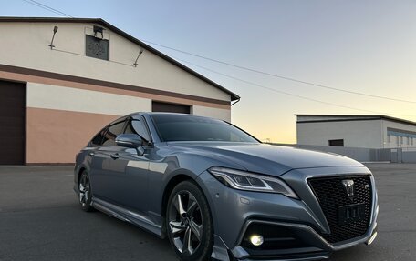 Toyota Crown, 2019 год, 3 330 000 рублей, 4 фотография