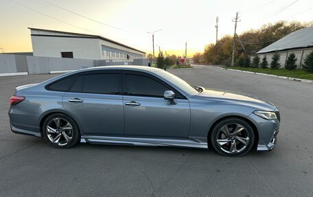 Toyota Crown, 2019 год, 3 330 000 рублей, 5 фотография