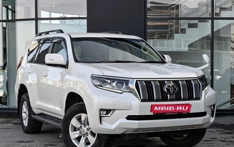 Toyota Land Cruiser Prado 150 рестайлинг 2, 2018 год, 4 160 000 рублей, 3 фотография