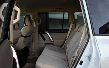 Toyota Land Cruiser Prado 150 рестайлинг 2, 2018 год, 4 160 000 рублей, 21 фотография