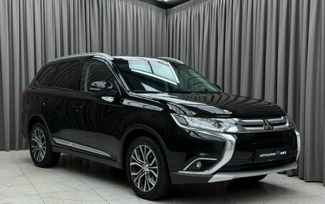 Mitsubishi Outlander III рестайлинг 3, 2018 год, 2 350 000 рублей, 3 фотография