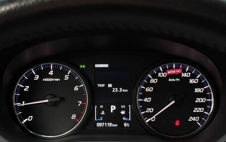 Mitsubishi Outlander III рестайлинг 3, 2018 год, 2 350 000 рублей, 12 фотография