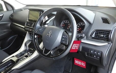 Mitsubishi Eclipse Cross, 2022 год, 2 170 000 рублей, 10 фотография
