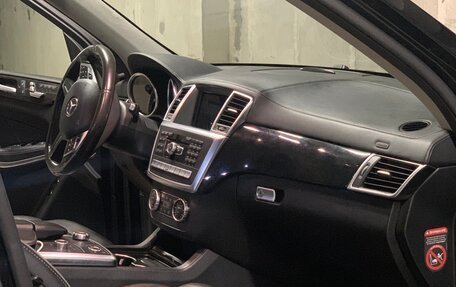 Mercedes-Benz GL-Класс, 2014 год, 3 500 000 рублей, 17 фотография