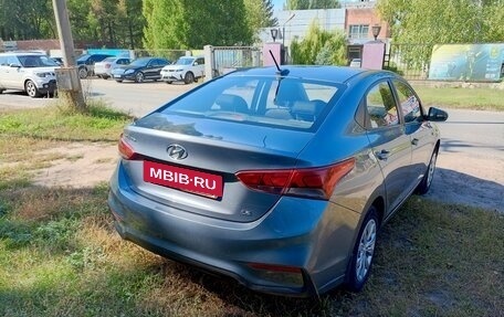 Hyundai Solaris II рестайлинг, 2017 год, 1 220 000 рублей, 7 фотография