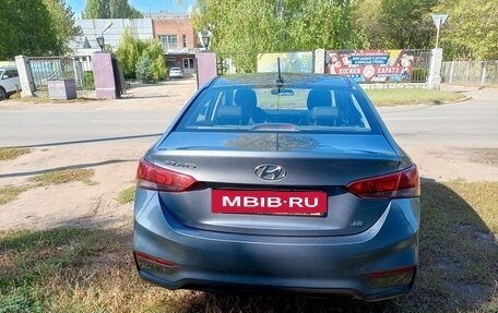Hyundai Solaris II рестайлинг, 2017 год, 1 220 000 рублей, 8 фотография