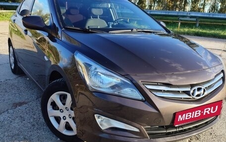 Hyundai Solaris II рестайлинг, 2016 год, 845 000 рублей, 1 фотография