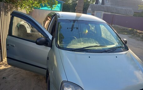 Nissan Tino, 2000 год, 350 000 рублей, 12 фотография