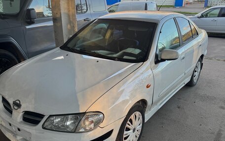 Nissan Almera, 2001 год, 185 000 рублей, 1 фотография