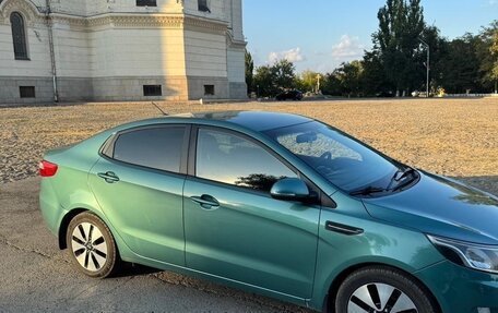 KIA Rio III рестайлинг, 2013 год, 1 000 000 рублей, 1 фотография
