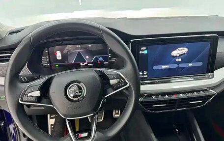 Skoda Octavia IV, 2022 год, 2 300 000 рублей, 12 фотография