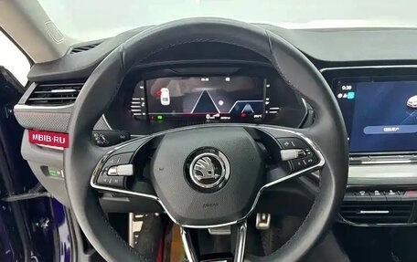 Skoda Octavia IV, 2022 год, 2 300 000 рублей, 10 фотография