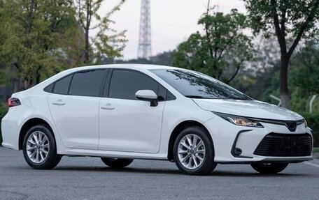Toyota Corolla, 2021 год, 1 350 007 рублей, 2 фотография