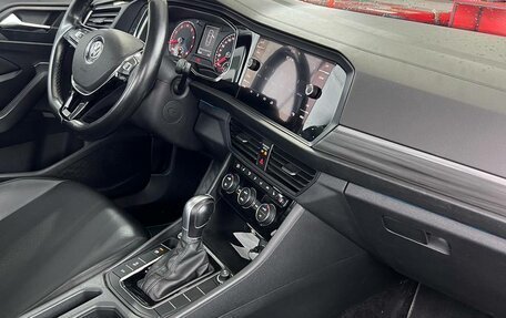 Volkswagen Jetta VI, 2018 год, 1 600 000 рублей, 10 фотография