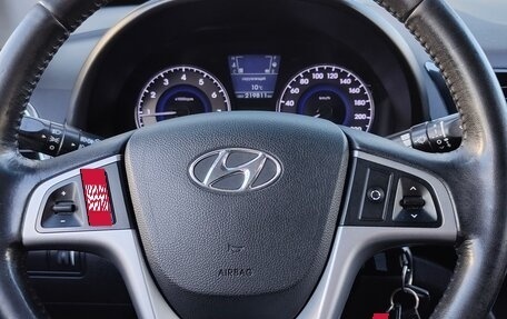 Hyundai Solaris II рестайлинг, 2013 год, 582 000 рублей, 17 фотография