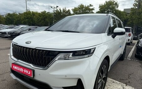 KIA Carnival, 2021 год, 2 750 000 рублей, 3 фотография