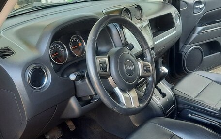 Jeep Liberty (Patriot), 2013 год, 1 550 000 рублей, 10 фотография