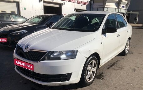 Skoda Rapid I, 2016 год, 850 000 рублей, 4 фотография
