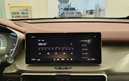 Geely Coolray I, 2023 год, 1 752 000 рублей, 9 фотография