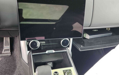 Land Rover Range Rover IV рестайлинг, 2022 год, 13 400 000 рублей, 12 фотография