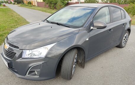 Chevrolet Cruze II, 2013 год, 870 000 рублей, 2 фотография