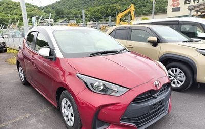 Toyota Yaris, 2022 год, 1 200 000 рублей, 1 фотография