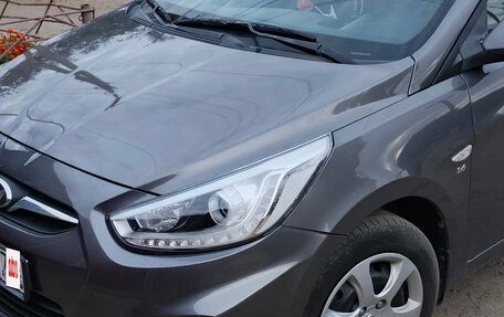 Hyundai Solaris II рестайлинг, 2013 год, 660 000 рублей, 3 фотография
