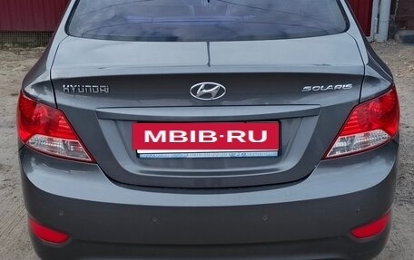 Hyundai Solaris II рестайлинг, 2013 год, 660 000 рублей, 5 фотография