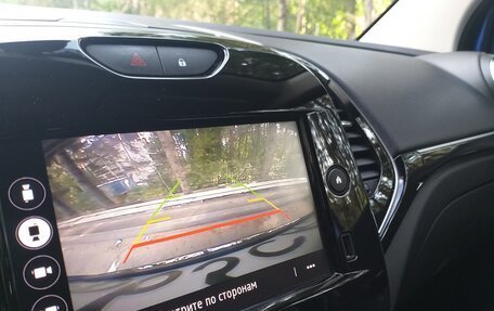 Renault Kaptur I рестайлинг, 2022 год, 1 690 000 рублей, 9 фотография