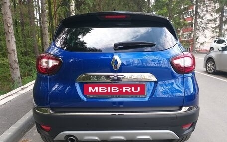 Renault Kaptur I рестайлинг, 2022 год, 1 690 000 рублей, 4 фотография