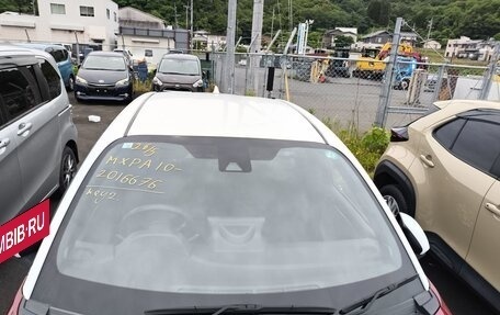 Toyota Yaris, 2022 год, 1 200 000 рублей, 6 фотография