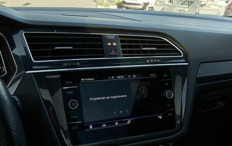 Volkswagen Tiguan II, 2020 год, 3 798 000 рублей, 5 фотография