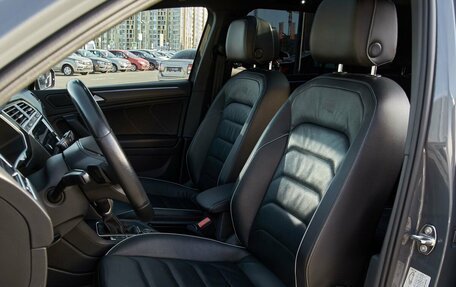 Volkswagen Tiguan II, 2020 год, 3 798 000 рублей, 11 фотография