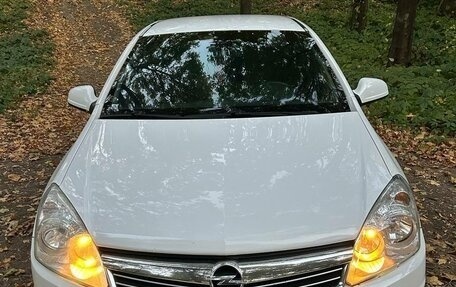 Opel Astra H, 2010 год, 450 000 рублей, 1 фотография