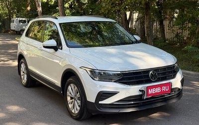 Volkswagen Tiguan II, 2021 год, 2 650 000 рублей, 1 фотография
