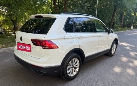 Volkswagen Tiguan II, 2021 год, 2 650 000 рублей, 11 фотография