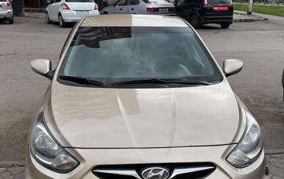 Hyundai Solaris II рестайлинг, 2014 год, 900 000 рублей, 1 фотография