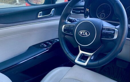 KIA K5, 2021 год, 2 500 000 рублей, 6 фотография