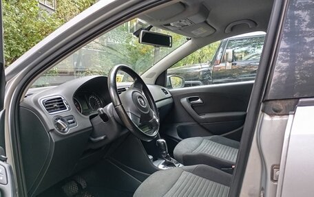Volkswagen Polo VI (EU Market), 2010 год, 800 000 рублей, 8 фотография