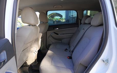 Chevrolet Orlando I, 2012 год, 911 000 рублей, 16 фотография