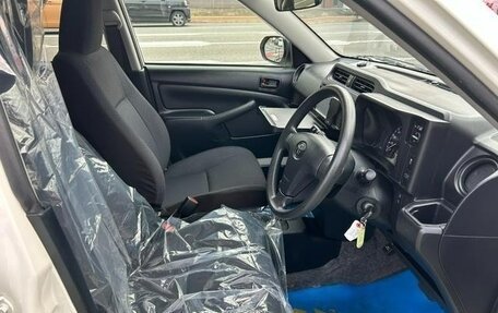 Toyota Probox I, 2022 год, 1 005 000 рублей, 18 фотография