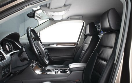 Volkswagen Touareg III, 2010 год, 1 570 000 рублей, 9 фотография