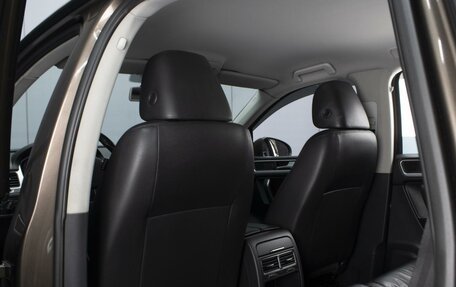 Volkswagen Touareg III, 2010 год, 1 570 000 рублей, 11 фотография