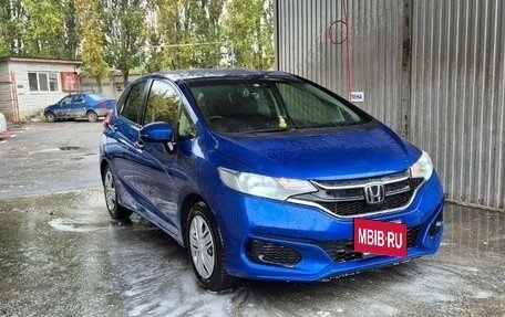 Honda Fit III, 2018 год, 1 150 000 рублей, 2 фотография