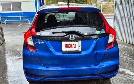 Honda Fit III, 2018 год, 1 150 000 рублей, 6 фотография