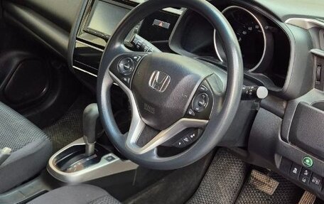 Honda Fit III, 2018 год, 1 150 000 рублей, 7 фотография