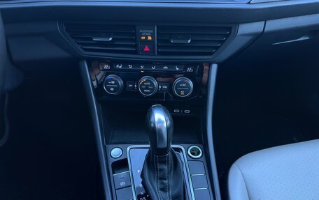 Volkswagen Jetta VII, 2019 год, 1 850 000 рублей, 19 фотография