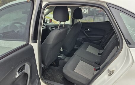Volkswagen Polo VI (EU Market), 2012 год, 675 000 рублей, 24 фотография